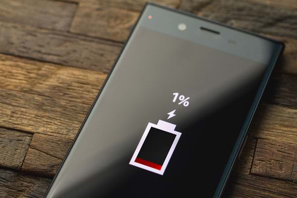 Dark Mode reduziert auch den Strombedarf in Ihrem Smartphone.